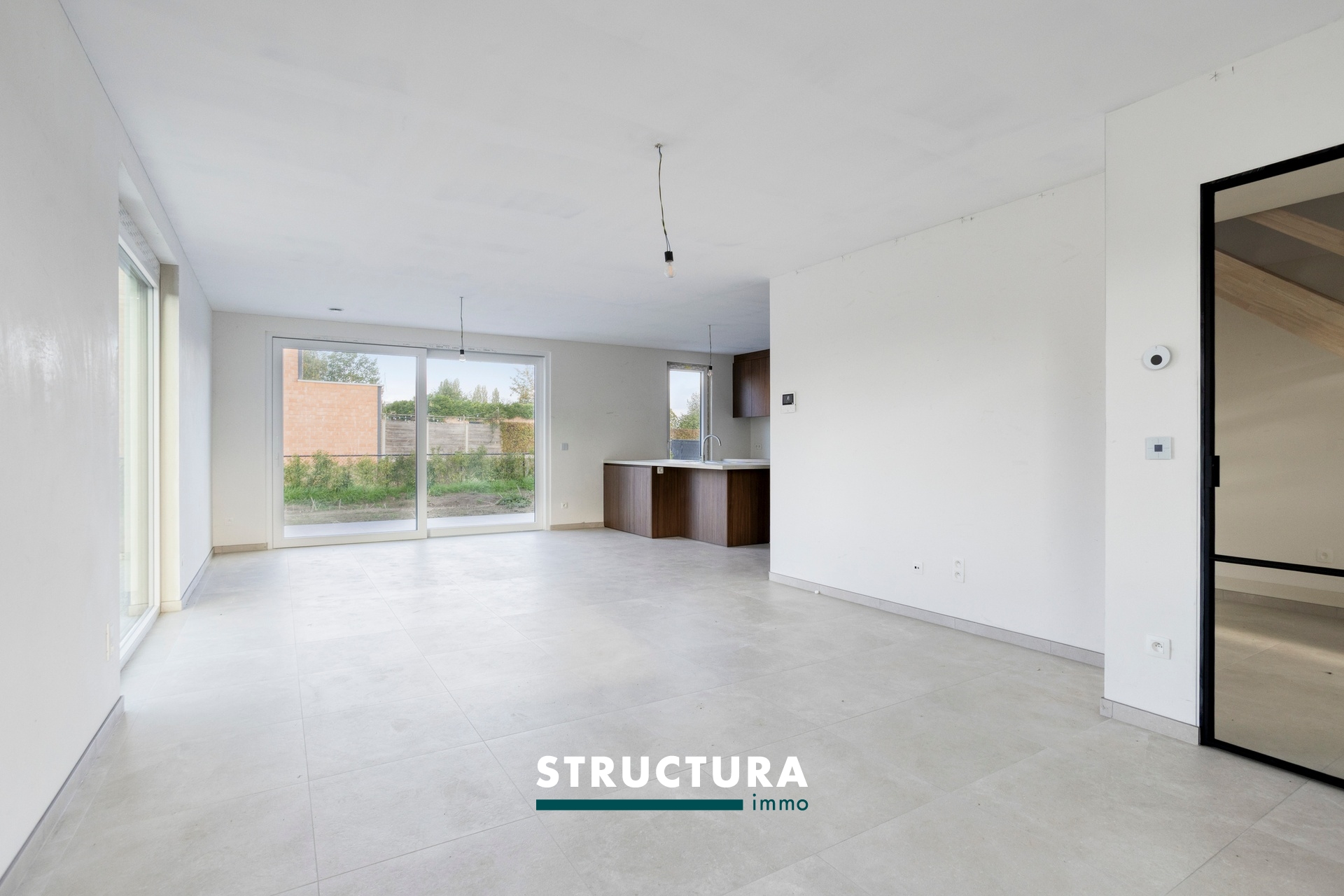 Nieuwbouwwoning met 4 slaapkamers en 2 badkamers - foto 4