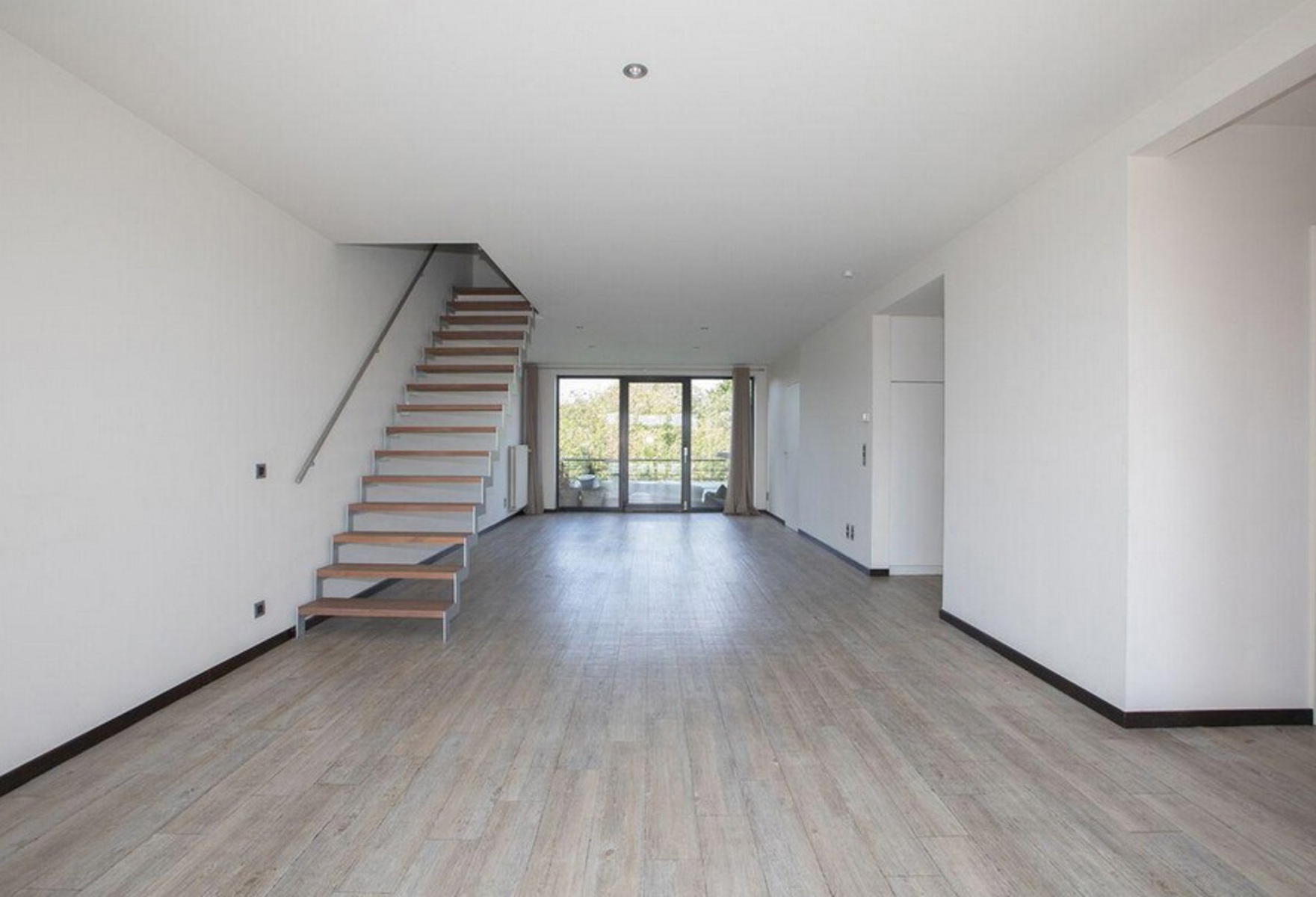 Lichtrijke penthouse op rustige locatie - foto 4