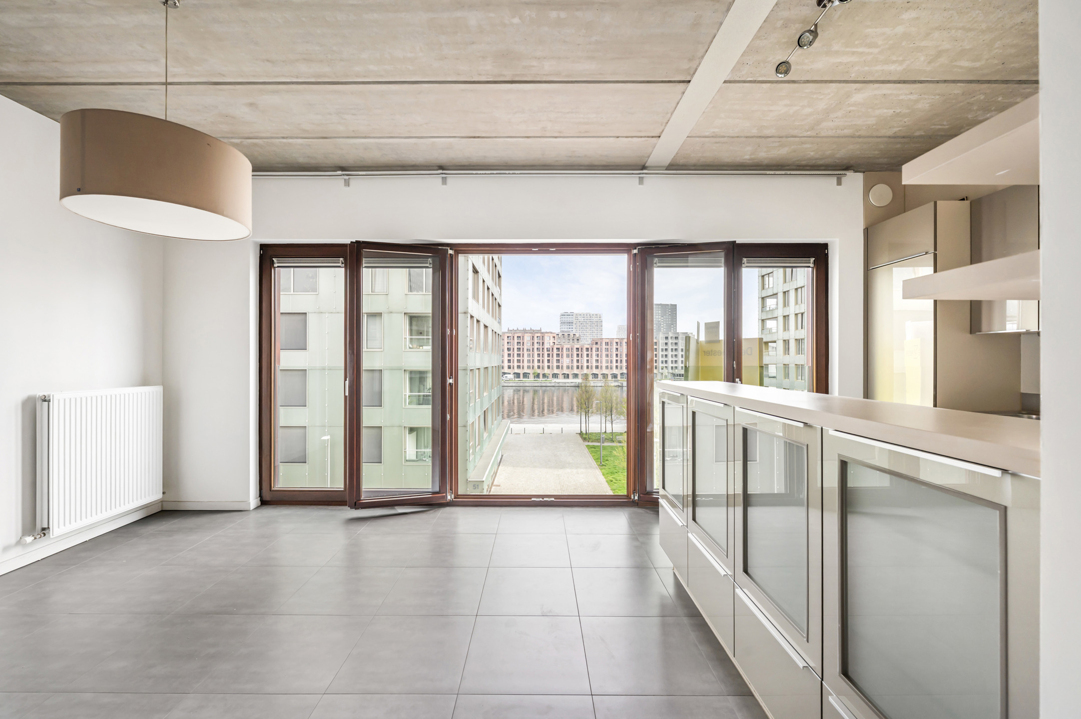 ANTWERPEN EILANDJE - Appartement met zicht op water - foto 2
