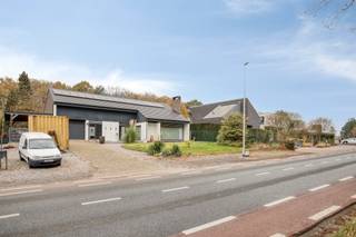 [[ DIT PAND NEEMT DEEL AAN DE ERA OPEN HUIZEN DAG OP 6/12 VAN 11:00 TOT 12:00 ]]Charmante gelijkvloerse woning met ruime indeling en toplocatie nabij...