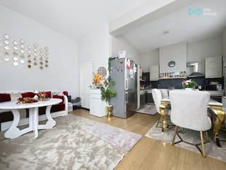 🏢 À vendre – Maison unifamiliale à Saint-JosseAdresse : Rue de la Limite 75, 1210 Saint-JosseSitué sur un coin de rue, cette maison se compose de...