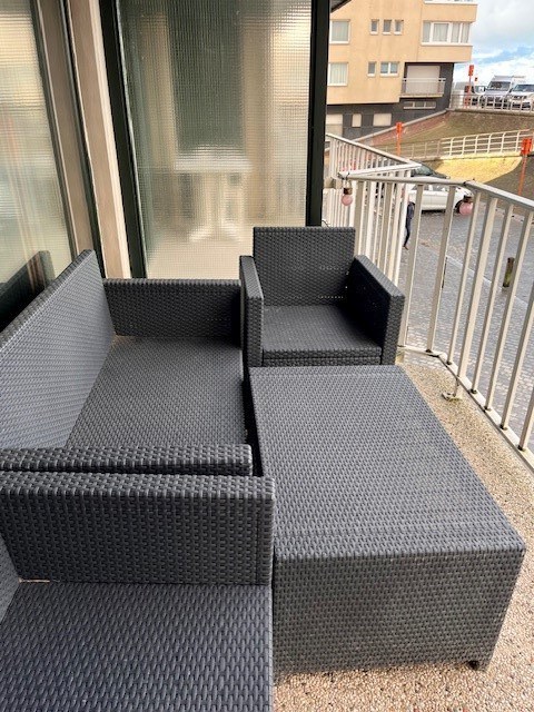 Ruime flat met frontaal zeezicht , zeer groot zonneterras gelegen in de residentie Beau Sejour, Oostende - foto 2