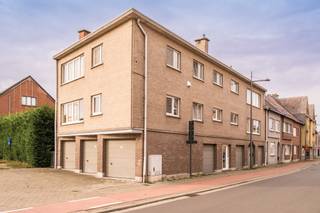 Quares - TREVI Groep presenteert :Mooi lichtrijk instapklaar appartement met garageboxDit appartement bevindt zich op de tweede verdieping van een...