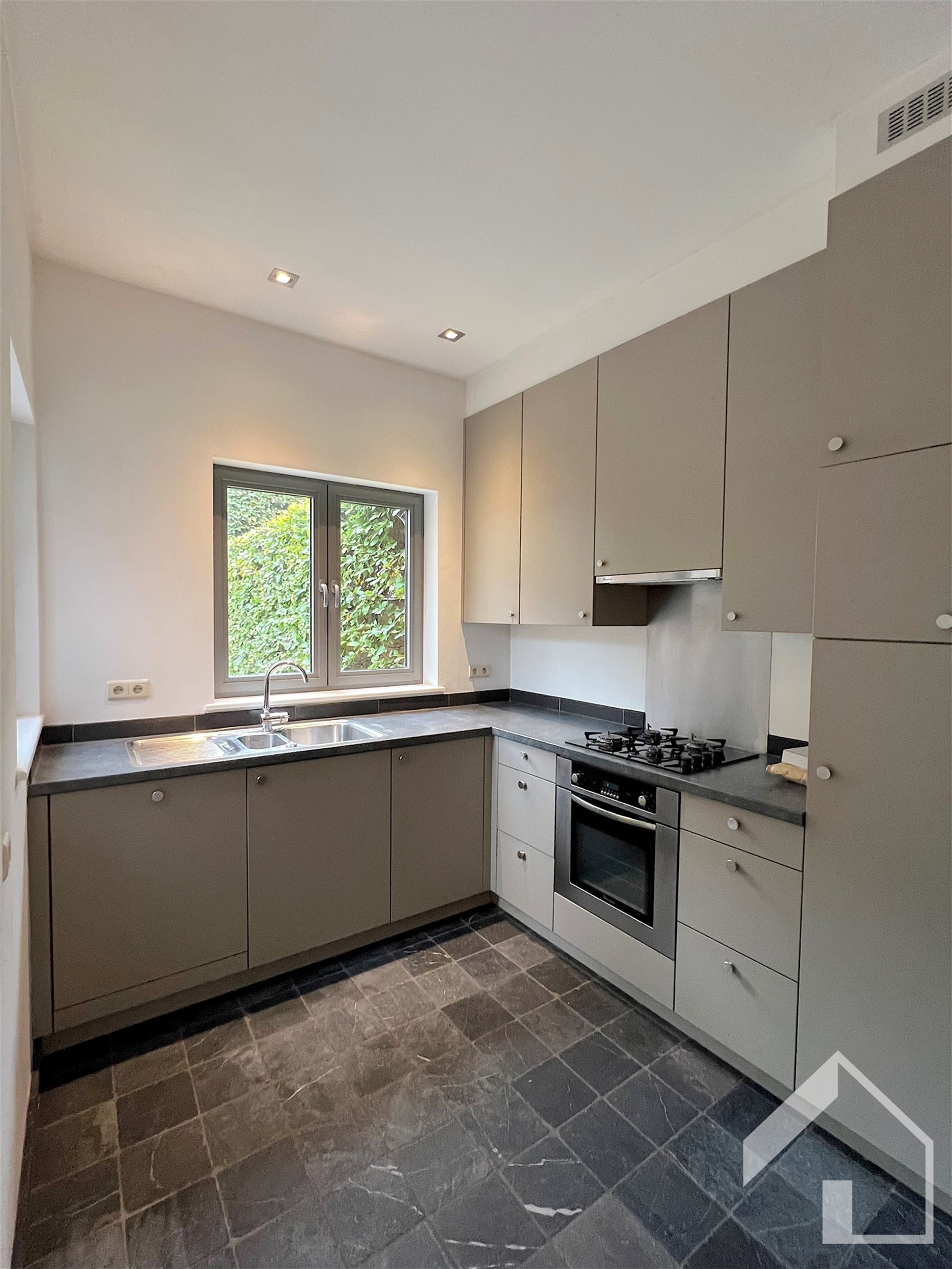 Charmante woning in het hartje van Lier - foto 5