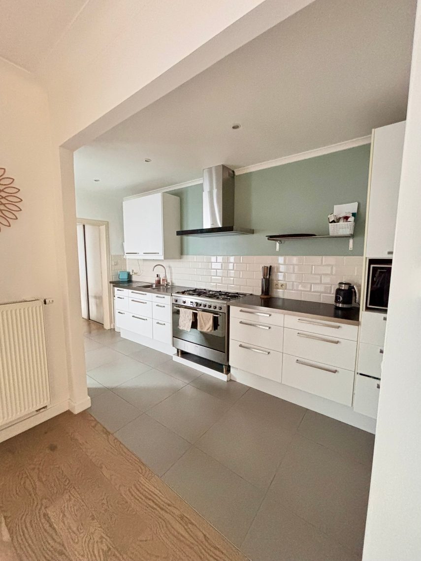Huis te koop in Ekeren met 5 slaapkamers - foto 4