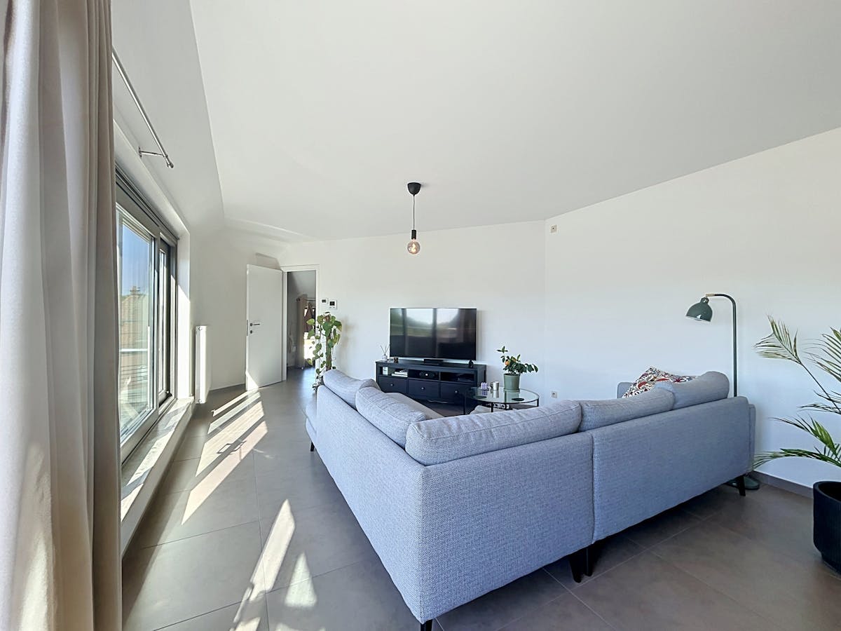 2-slaapkamerappartement met ruim terras te huur - foto 4