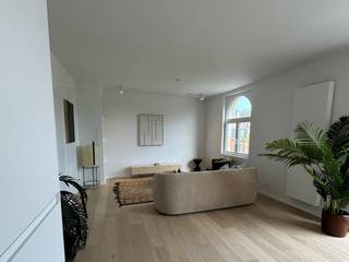 We Invest - Informatie & bezichtigingen: +32 2 315 51 72Perfect voor een INVESTERING - GEDEELD WONEN! Gebouw zonder lift, dus GEEN...