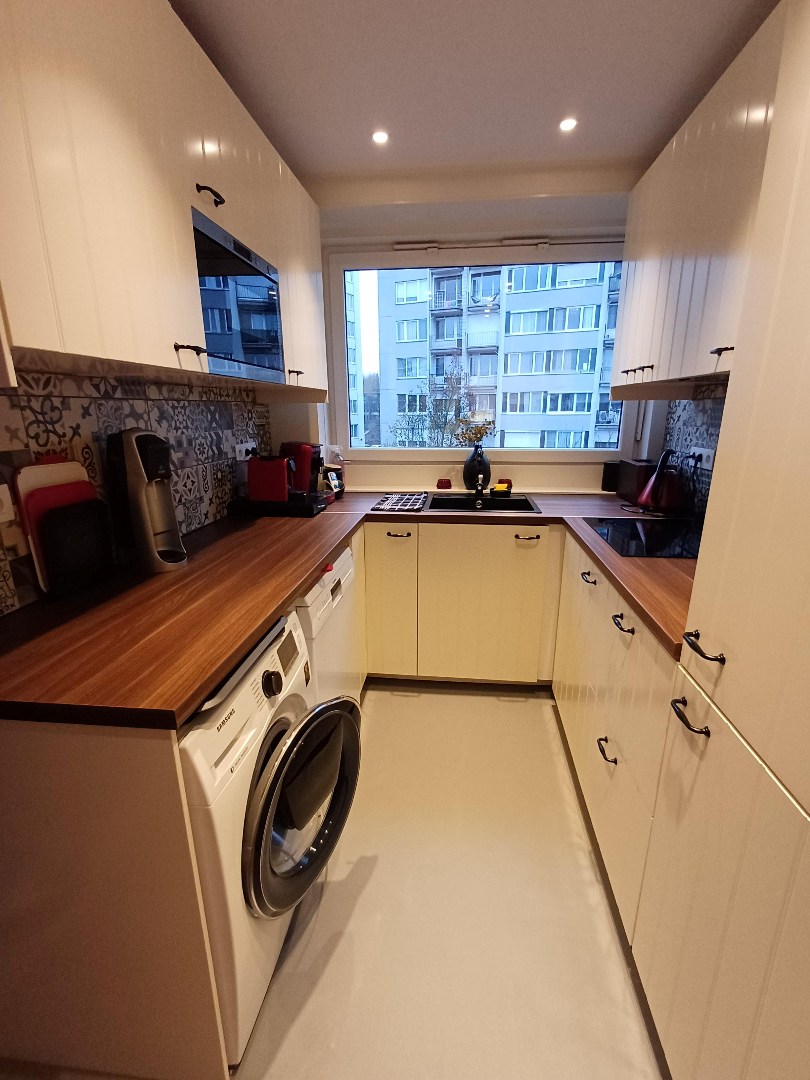 Gerenoveerd appartement met 3 slaapkamers op de 2de verdieping met lift in Deurne - foto 2