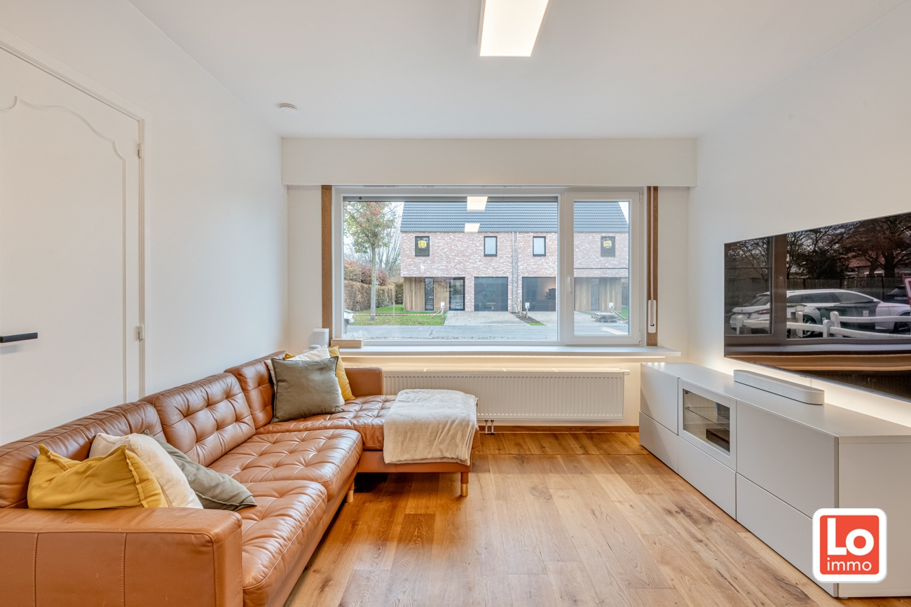 IN OPTIE!! Instapklare gesloten bebouwing met garage op een rustige en goede locatie in wijk ‘Lobos’ nabij het centrum van Lochristi! - foto 5