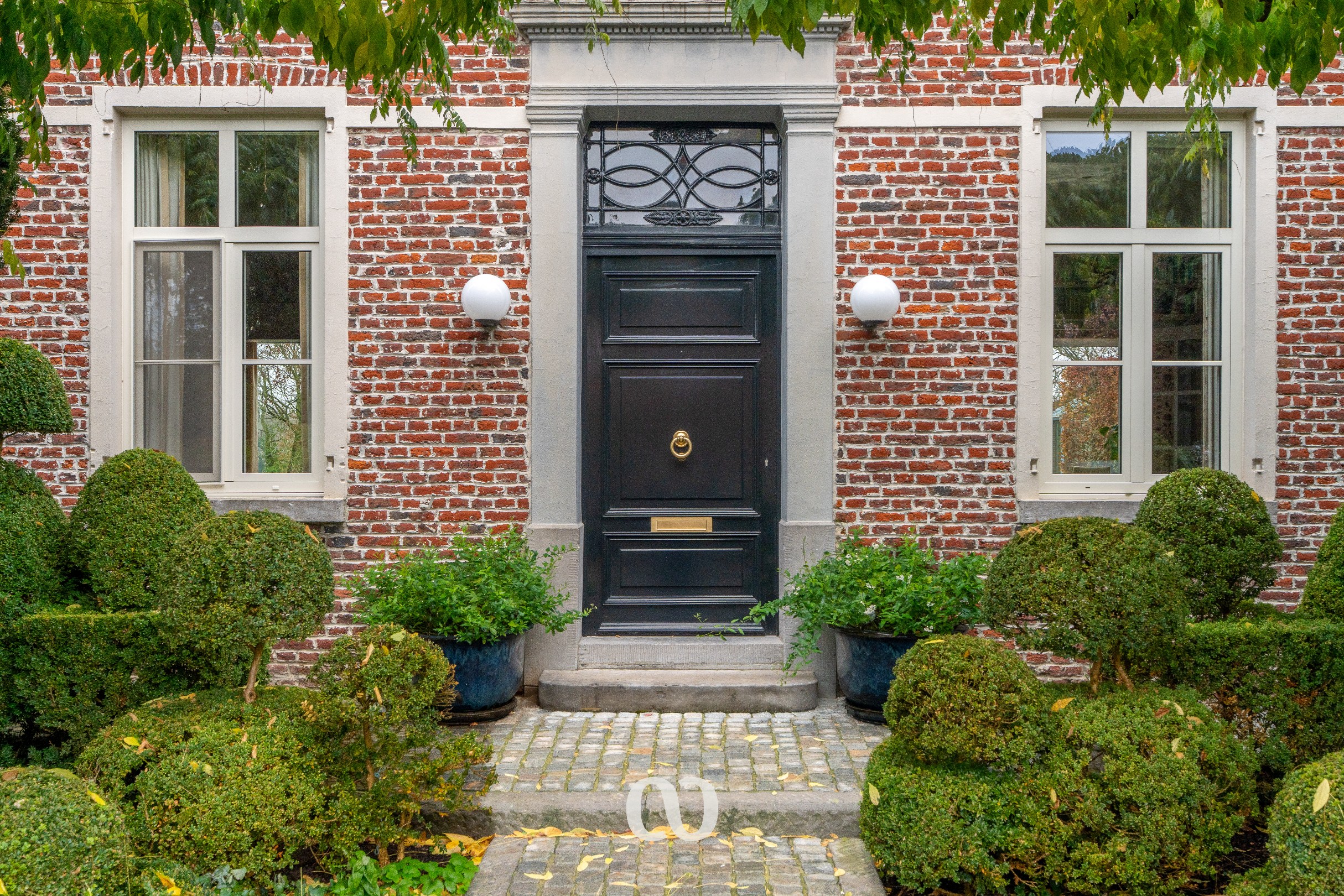 Villa exclusive avec un cadre de parc unique à Mater - photo 2