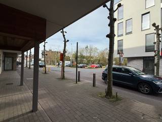 Op zoek naar een vastgoedinvestering of een handelsruimte om je commerciële activiteiten te ontplooien? Deze commerciële ruimte op de Oude Baan 81,...