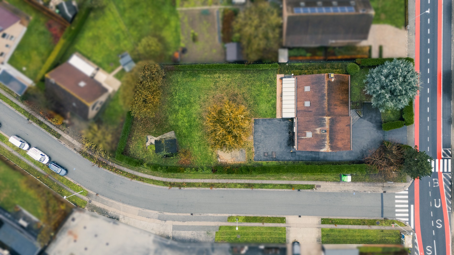 Grote woning op 1518 m² met 5 kamers &amp; een grote garage - foto 3