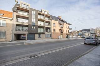 <ul>
<li>Open parkeerplaats;</li>
<li>Afmetingen: 5 m x 2,66 m. </li>
</ul>