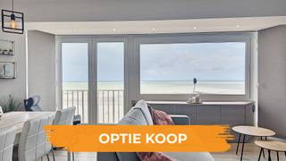 Volledig instapklaar en tot in de puntjes afgewerkt appartement type “doorloper”, gelegen op een toplocatie op de Zeedijk van Nieuwpoort-Bad.<br />De lichtrijke woonkamer biedt een adembenemend frontaal zeezicht met zicht op staketsel en sluit naadloos aan op de moderne open keuken.<br />Het appartement beschikt over drie volwaardige slaapkamers, een afzonderlijk gastentoilet en twee badkamers waarvan één met ligbad, handdoekdroger en dubbele lavabo, en een tweede met douche en lavabo.<br />Tot slot bevindt zich aan de achterzijde  terras met zuidoriëntatie <br />Bovendien is er een kelderberging inbegrepen op het -1 niveau en ondergrondse toegang naar de winkelstraat 