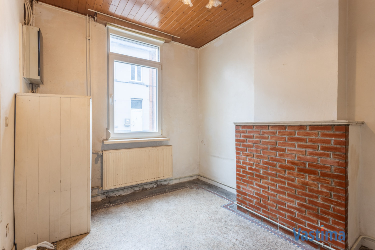 Op te knappen stadswoning nabij centrum Aalst - foto 2