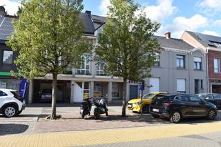 INDELINGWinkelruimte ca. 100 m² - tegelvloerBureau ca. 10 m² - tegelvloerKeuken ca. 7 m² - tegelvloerArchief ca. 8 m² - tegelvloerWasplaats ca. 5 m²...