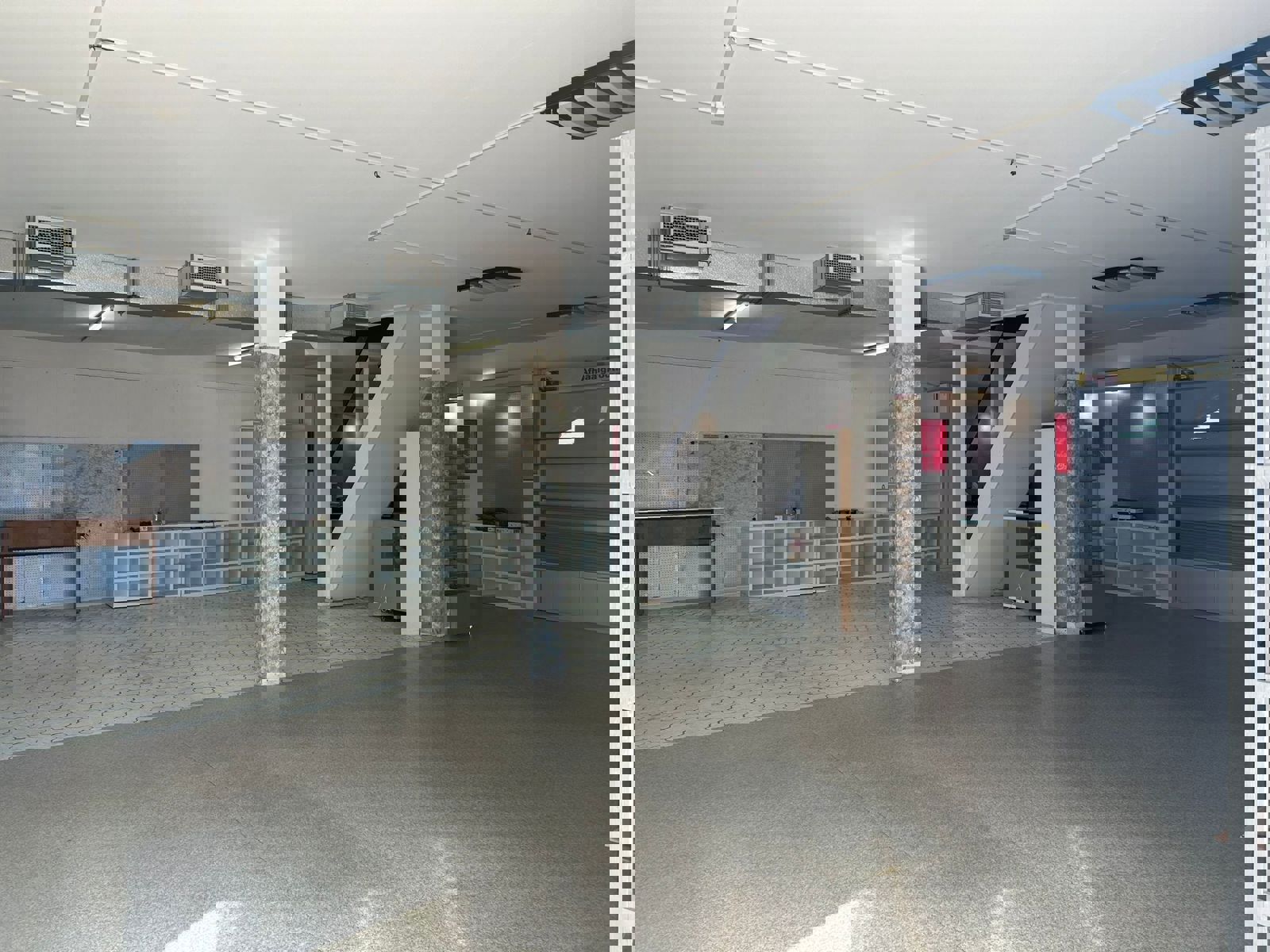 Praktisch magazijn op een uitstekend bereikbare locatie - foto 4