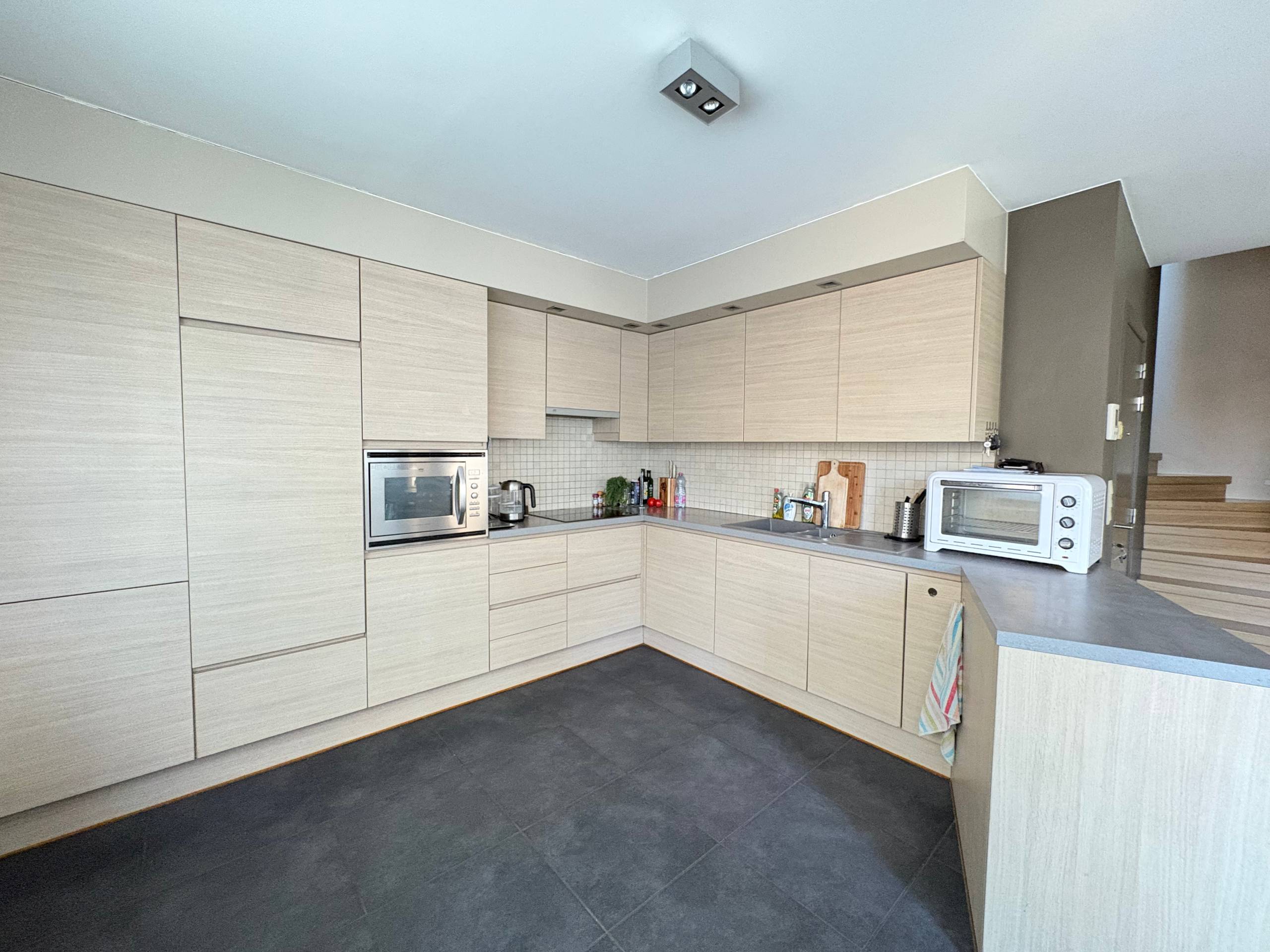 Roeselare - Prachtig duplex appartement met 2 slaapkamers - foto 5