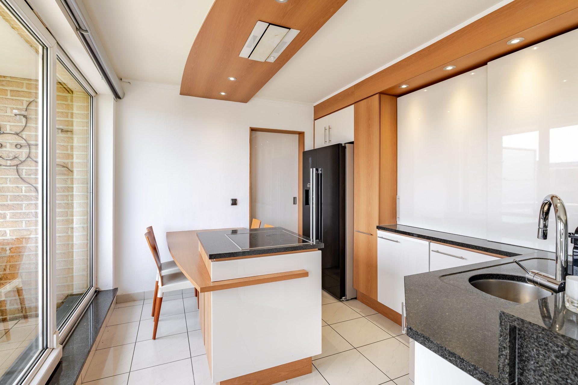 Luxueus duplex appartement van 160 m² met garage, kelder en twee terrassen op toplocatie - foto 5