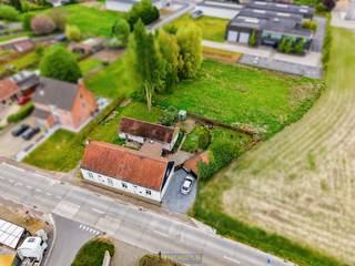 PROJECTGROND VAN 3.438 M² op een TOPLOCATIE AAN DE GROENE STADSRAND van Waregem, ideaal voor VILLABOUW of een VERKAVELINGSPROJECT. Met...