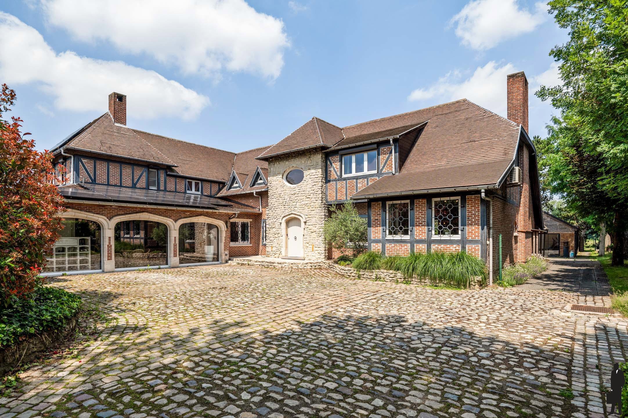 Exclusieve villa met zwembad en professionele ruimte - foto 5