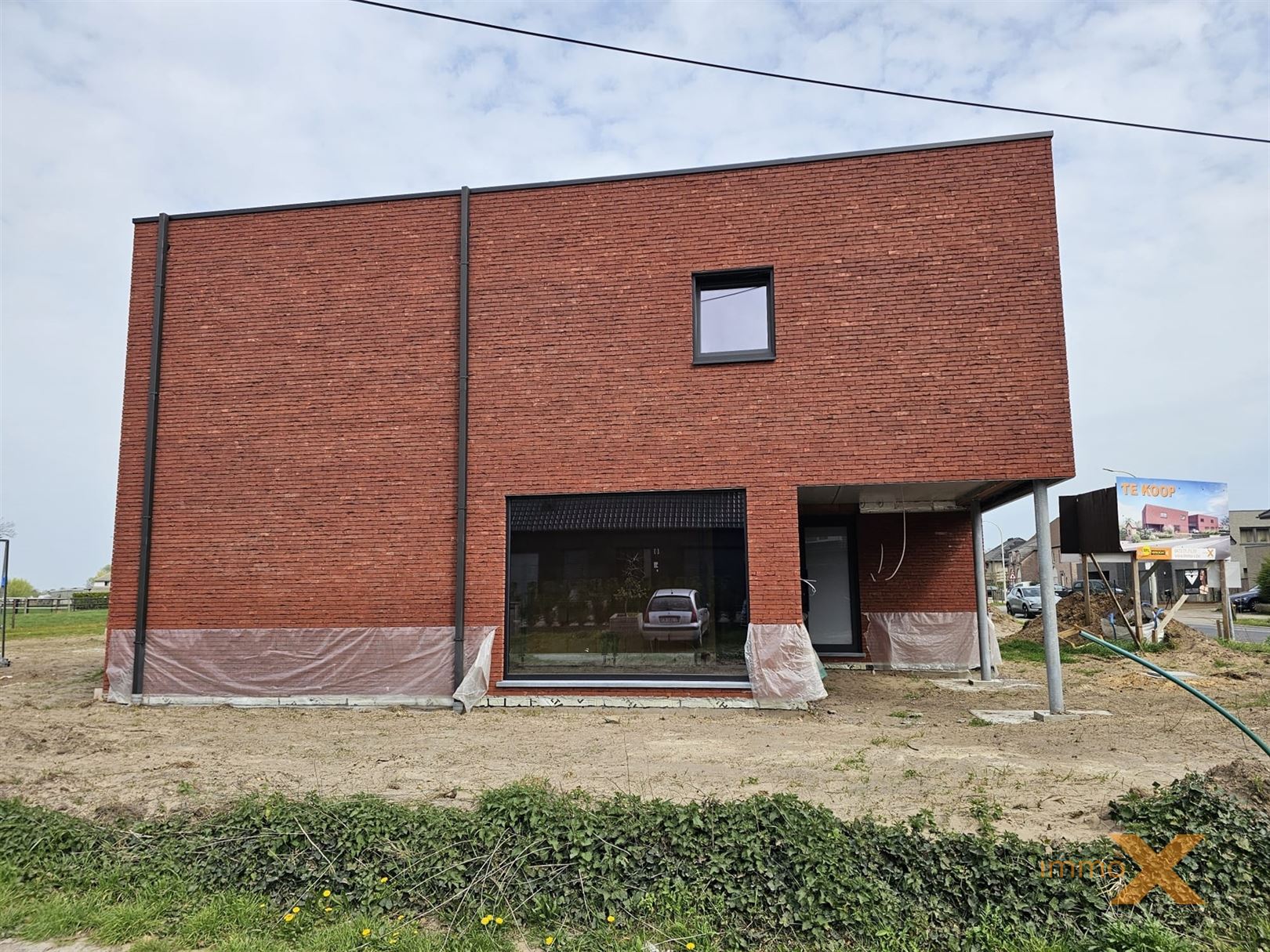STIJLVOLLE MODERNE NIEUWBOUW MET CARPORT - foto 5