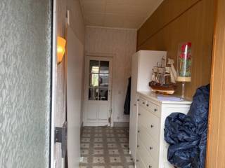 Karaktervolle woning met hoge plafonds – renovatieproject met veel potentieelBent u op zoek naar een woning met karakter, ruimte en eindeloze...