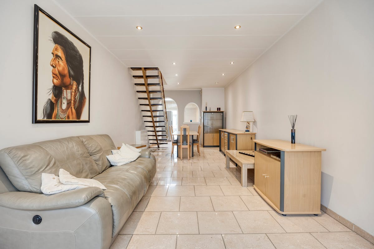 Ruim huis met 3 slaapkamers, tuin en garage in Deurne! - foto 4