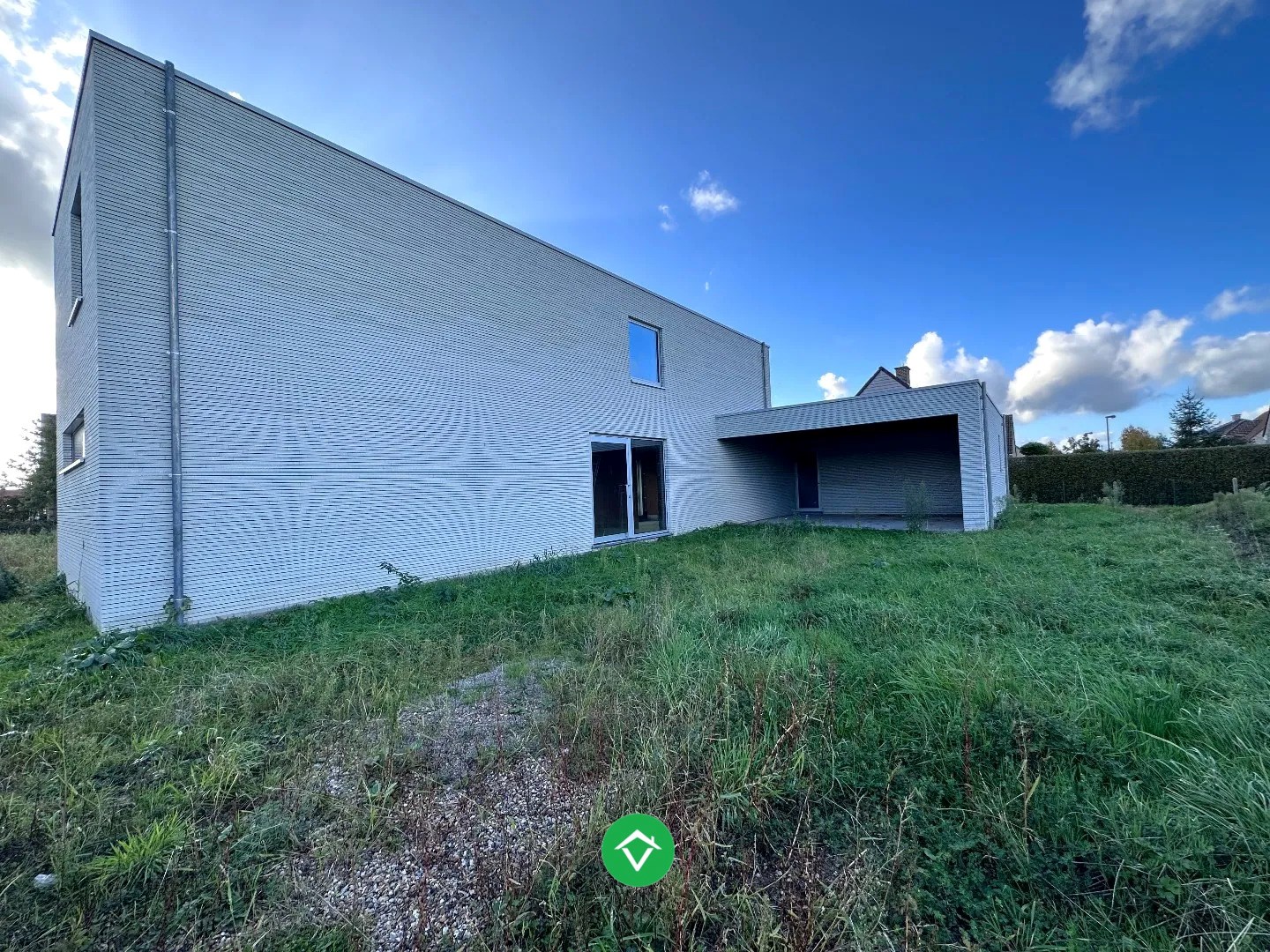 Ruime alleenstaande villa met 3 slaapkamers te Torhout - foto 4