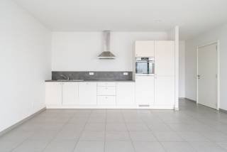 Dit moderne instapklare appartement (bouwjaar 2020 - APP. 2.01 / BUS 0202) is gelegen in hartje Lokeren.Hierbij de grote troeven:🌳 Charmant terras...