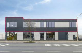 Casco nieuwbouwkantoor van ca. 684m² gelegen in het project 'Hermes' langs de Bruggesteenweg 235 te Hooglede - Gits. Er is een vlotte verbinding...