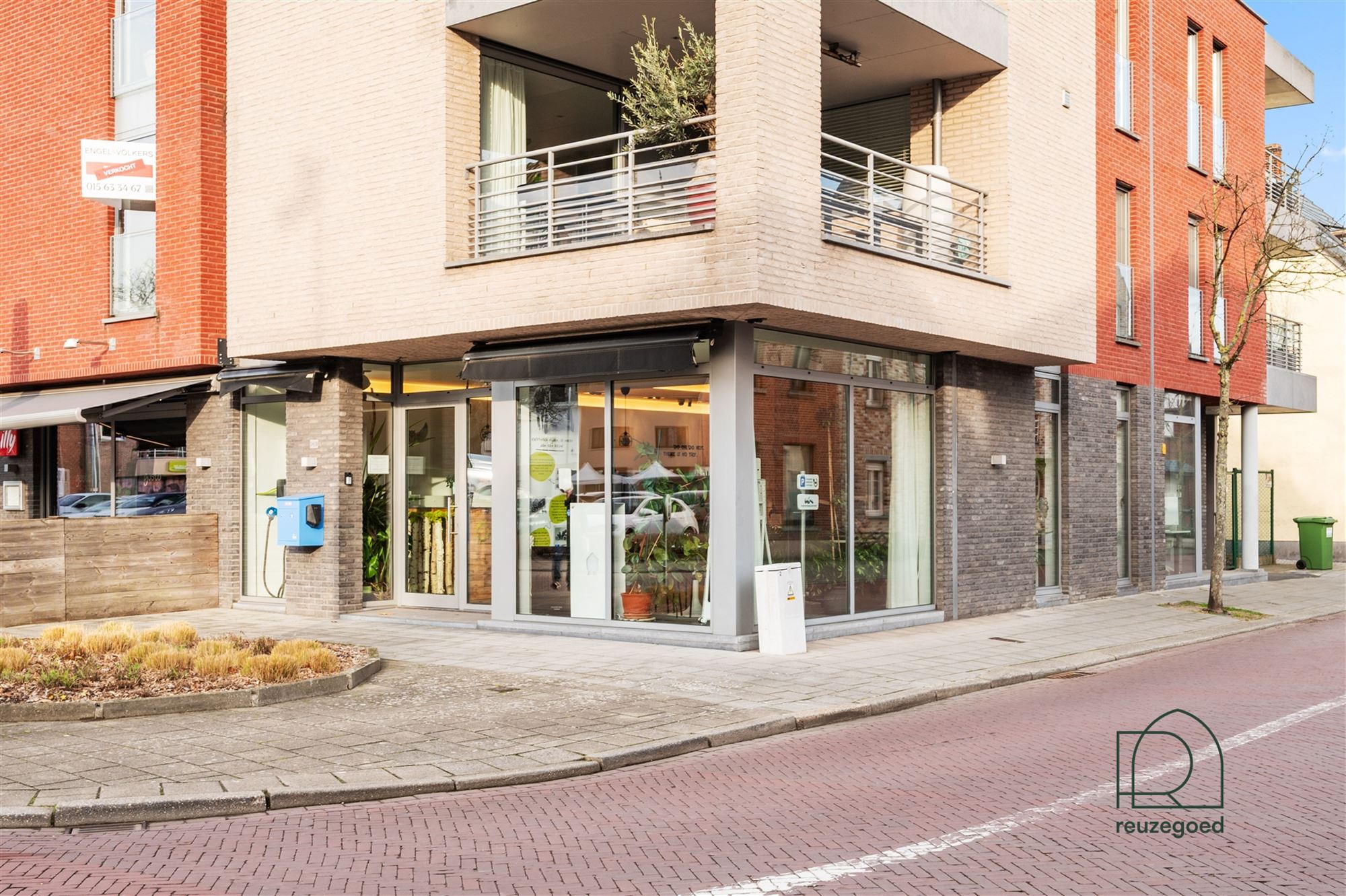 Handelspand met topligging op het Kerkplein van Bonheiden - foto 2