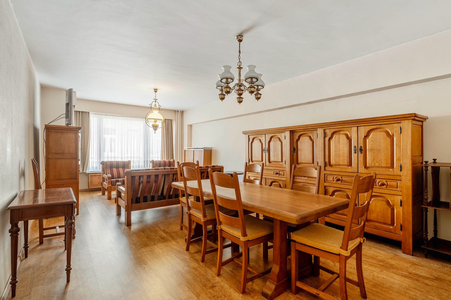 Ruim en lichtrijk appartement met 3 slaapkamers, 2 terrassen, een recente badkamer, een autostaanplaats en 2 kelders nabij het UZ Gasthuisberg en IMEC te Leuven! - photo 3