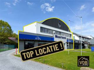 COMMERCIEEL PAND MET PENTHOUSE,  “MEERTENS ELEKTRO”, op TOPLOCATIE te MAASMECHELEN – EISDEN, Koninginnelaan 76. Het commercieel gedeelte beslaat...