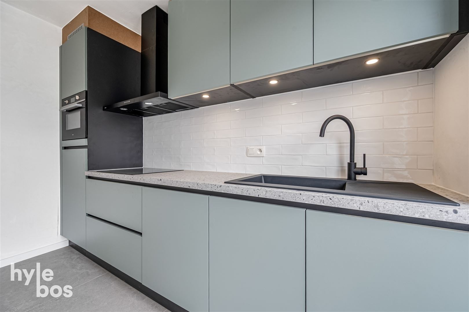 Appartement à vendre à Saint-Nicolas avec 2 chambres - photo 3