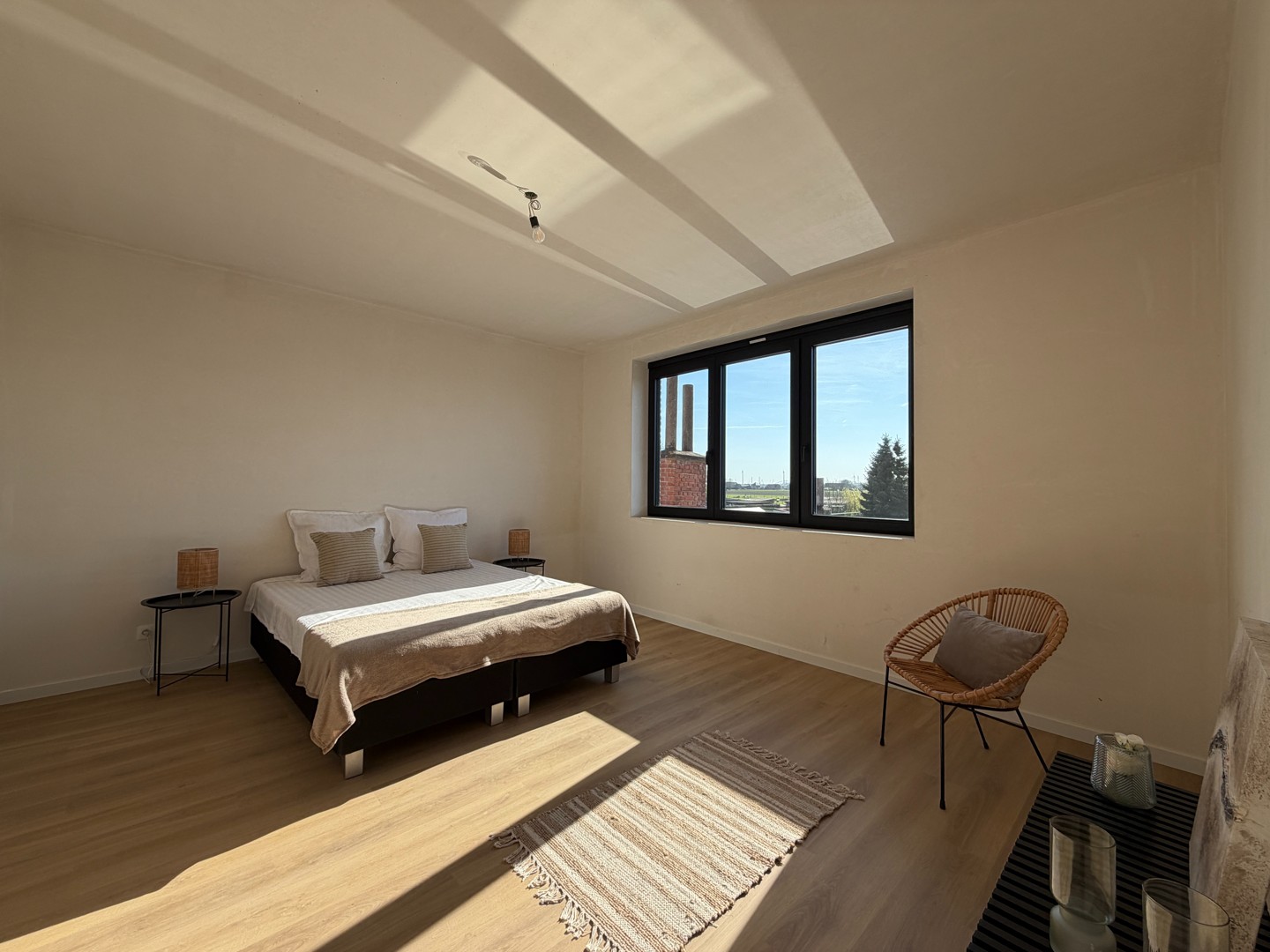 Riante nieuwe 6-slaapkamerswoning - foto 5