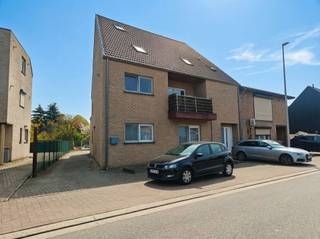 Duplex appartement in het hart van Maasmechelen!Bent u op zoek naar een instapklaar appartement met ruimte, comfort en tal van mogelijkheden? Dan is...