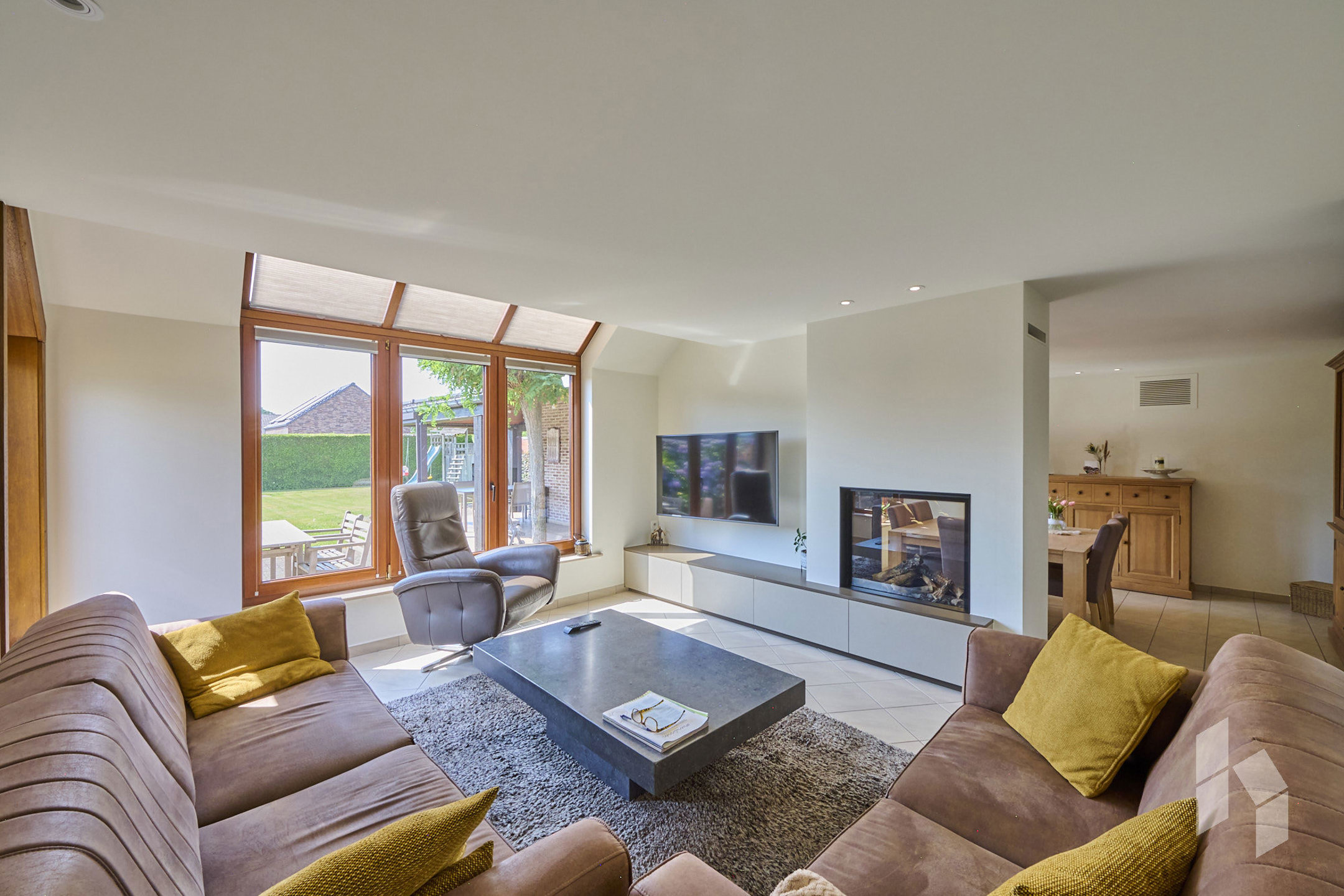 Rustig gelegen woning met 5 slpks op een perceel van 905 m²! - foto 3