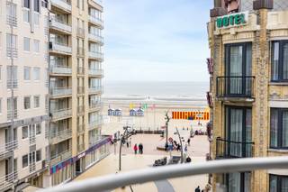 [[ DIT PAND NEEMT DEEL AAN DE ERA OPEN HUIZEN DAG OP 13/6 VAN 14:30 TOT 15:30 ]]De Panne: modern 2-slaapkamerappartement met zeezicht te koop! Dit...