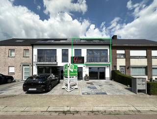 Recent duplexappartement met drie slaapkamers en ruim terras te Pulderbos!Dit duplexappartement bevindt zich op de eerste en tweede verdieping van...