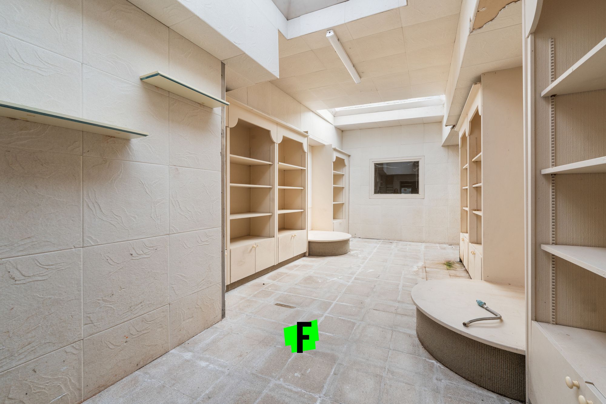 Karaktervolle Handelswoning op Toplocatie in het Centrum van Torhout! - foto 4