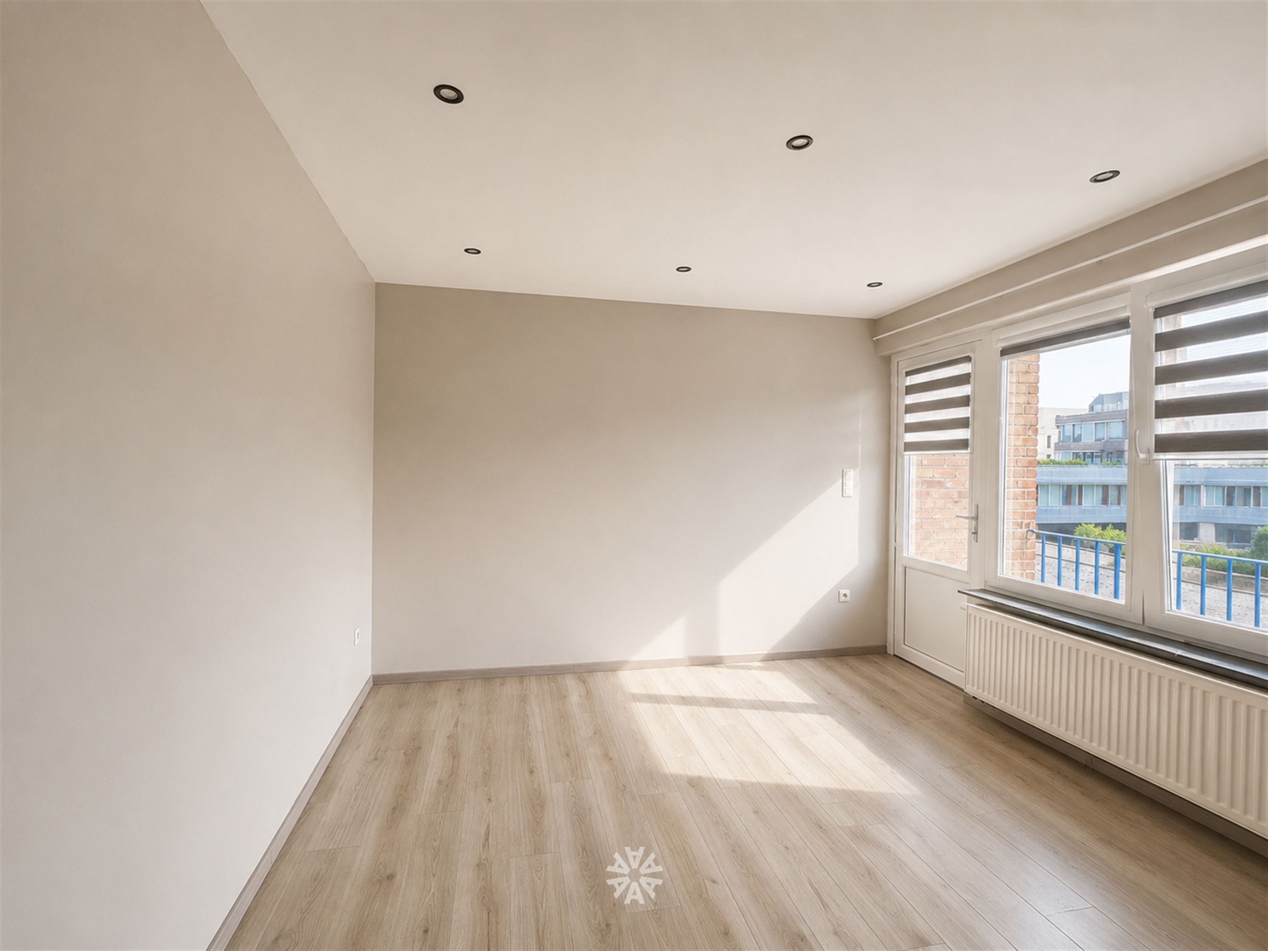 Gerenoveerd appartement met garage te huur in rustige buurt te Wondelgem - foto 5