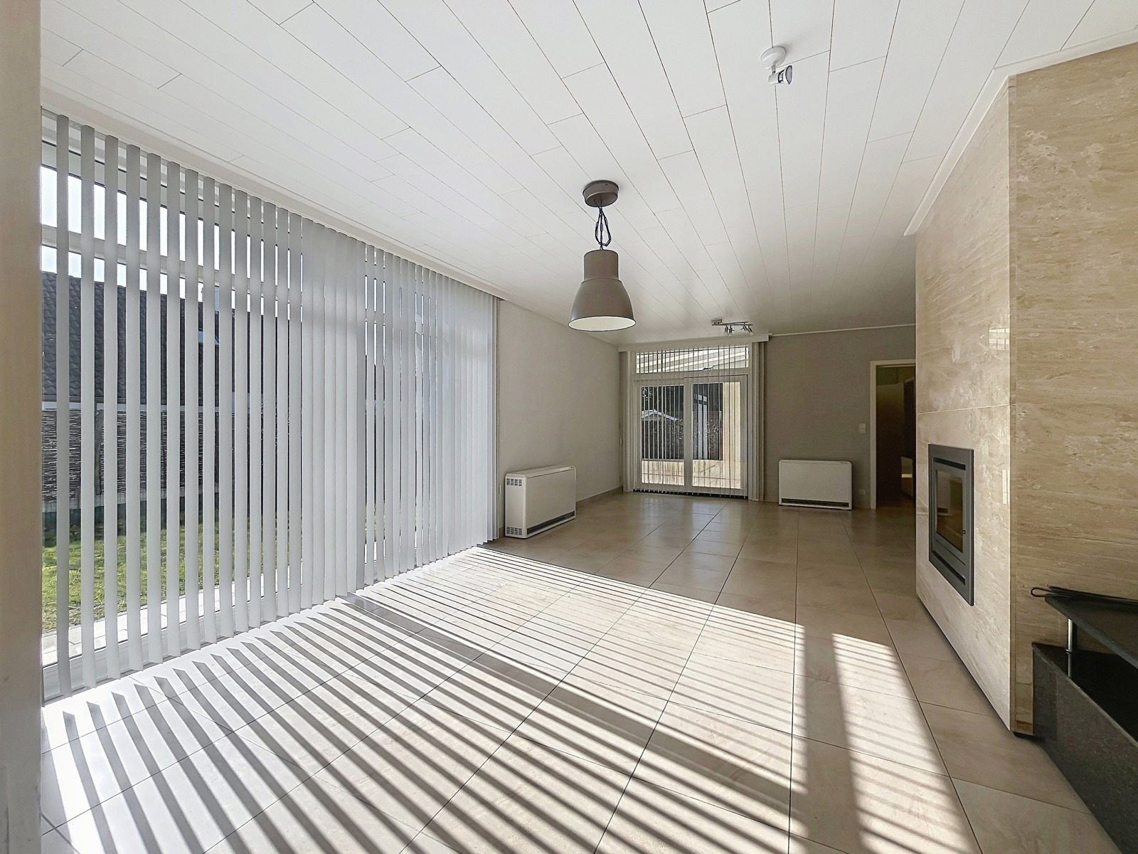 Mooi gelegen, alleenstaande Woning, 2 SLPK, garage én Tuin! - foto 3