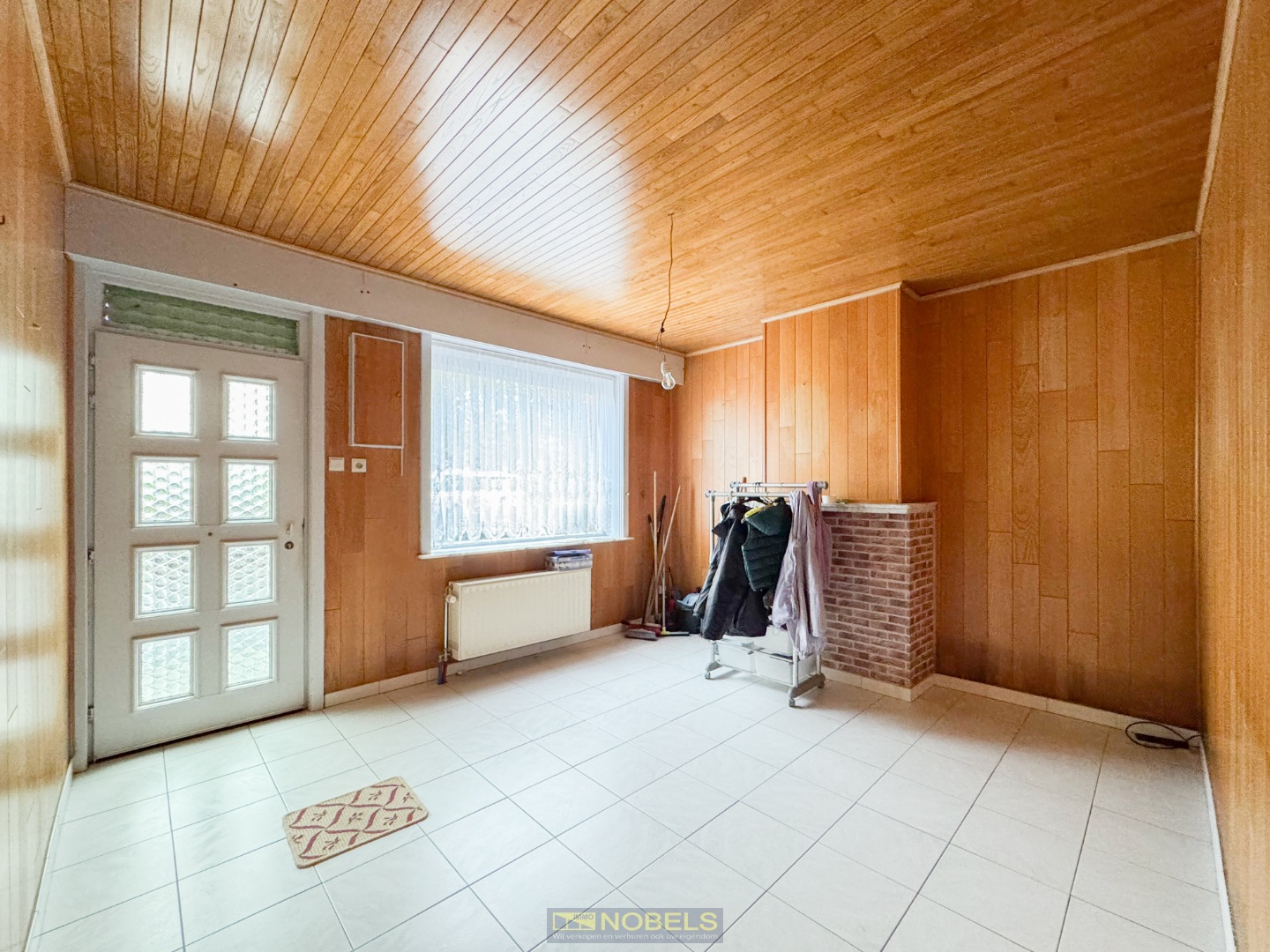 Te koop, Knusse starterswoning met potentieel en zonnige tuin te Moen! - foto 4