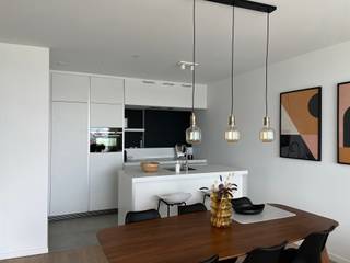 Luxueus appartement met panoramisch uitzicht in de Antwerp TowerGA NAAR WWW.DEBOERENPARTNERS.BE OM RECHTSTREEKS UW ONLINE AFSPRAAK IN TE...