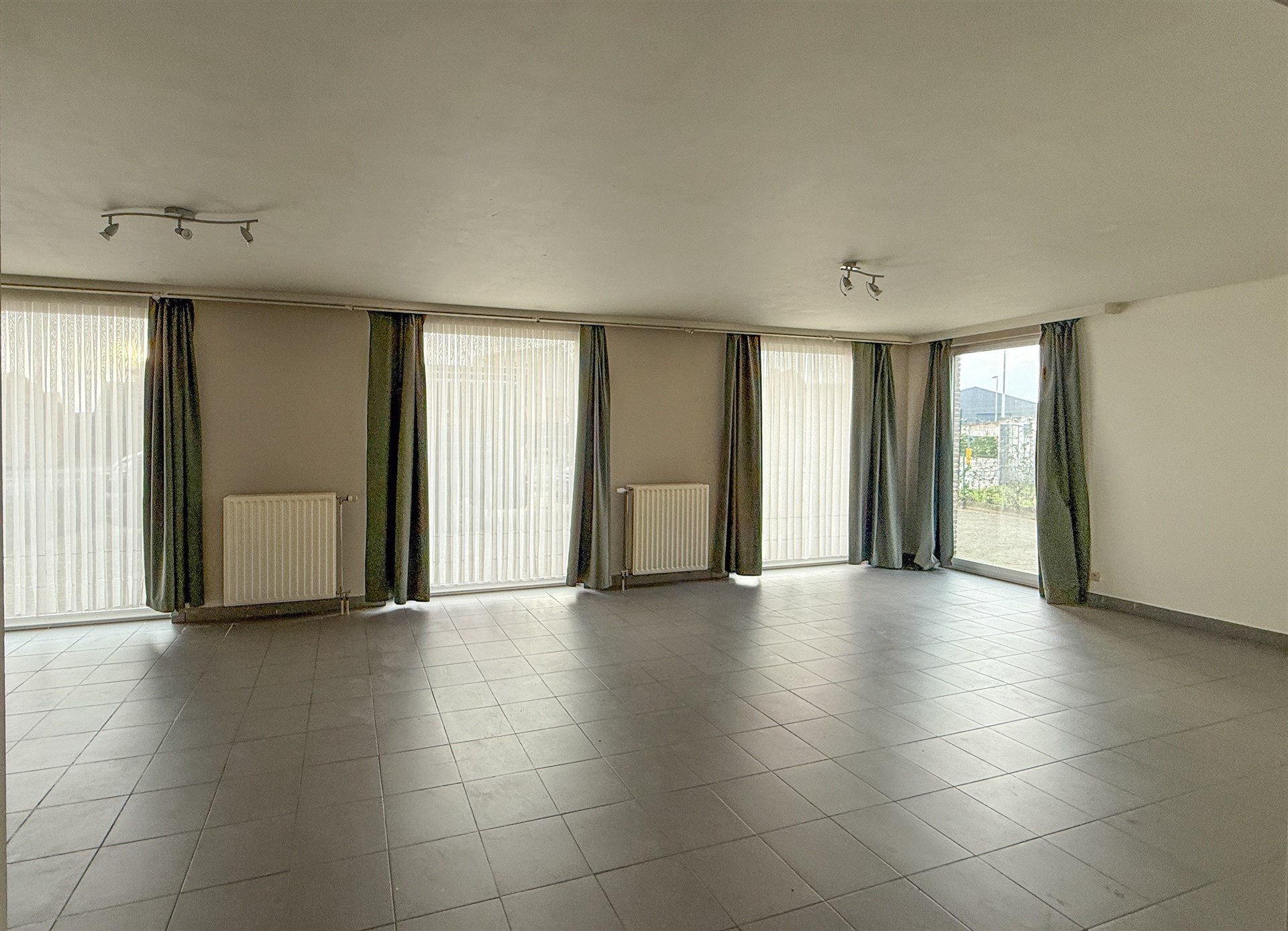 Appartement à louer à Hamme avec 2 chambres - photo 2