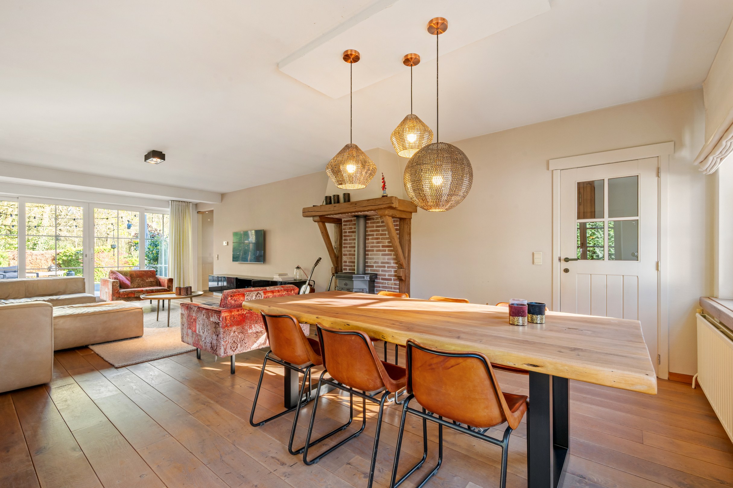 Gunstig gelegen woning met 5 slaapkamers, 2 badkamers en zicht op groen! - foto 4