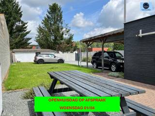 <p><span>COMMERCIAL HOUSE AND APARTMENT WITH 4 BEDROOMS</span></p><p><span>Guide price 299,000 euro</span></p><p><span>Very well located property, a stone's throw from the vacation park 'De Gavers'.</span></p><p><span>On the FIRST FLOOR you will find a duplex apartment with separate entrance including a spacious bright living room, fitted kitchen with balcony, fitted bathroom and 1 bedroom.</span></p><p><span>The SECOND FLOOR of the apartment has 3 bedrooms.</span></p><p><span>Heating with fuel oil and equipped with double glazing.</span></p><p><span>EPC: 396 kwh/m², energy label D, certificate number: 20230806-0002958851-RES-1</span></p><p><span> </span></p><p><span>On the GROUND FLOOR there is a very large commercial space that offers numerous possibilities, it can also be arranged as an apartment.</span></p><p><span>Equipped with a large garden and garage accessible from the side street.</span></p><p><span>Equipped with double glazing except for a few windows in single glazing.</span></p><p><span>EPC TRADE HOUSE  energy label F, certificate number: 20230806-0002958845-KNR-1</span></p><p><span>The property is in perfect condition.</span></p><p><span> </span></p><p><span>In short, an ideal investment project or as own occupation with commercial business.</span></p><p><span> </span></p><p><span>Town planning certificate/information on request!</span></p><p><span>For info or visit call 0475/51.40.73 or send an email to info@svena.be</span></p><p><span> </span></p><p><span>These data are purely informative and we cannot be held liable for any inaccuracies.</span></p><p><span> </span></p><p><span> </span></p>