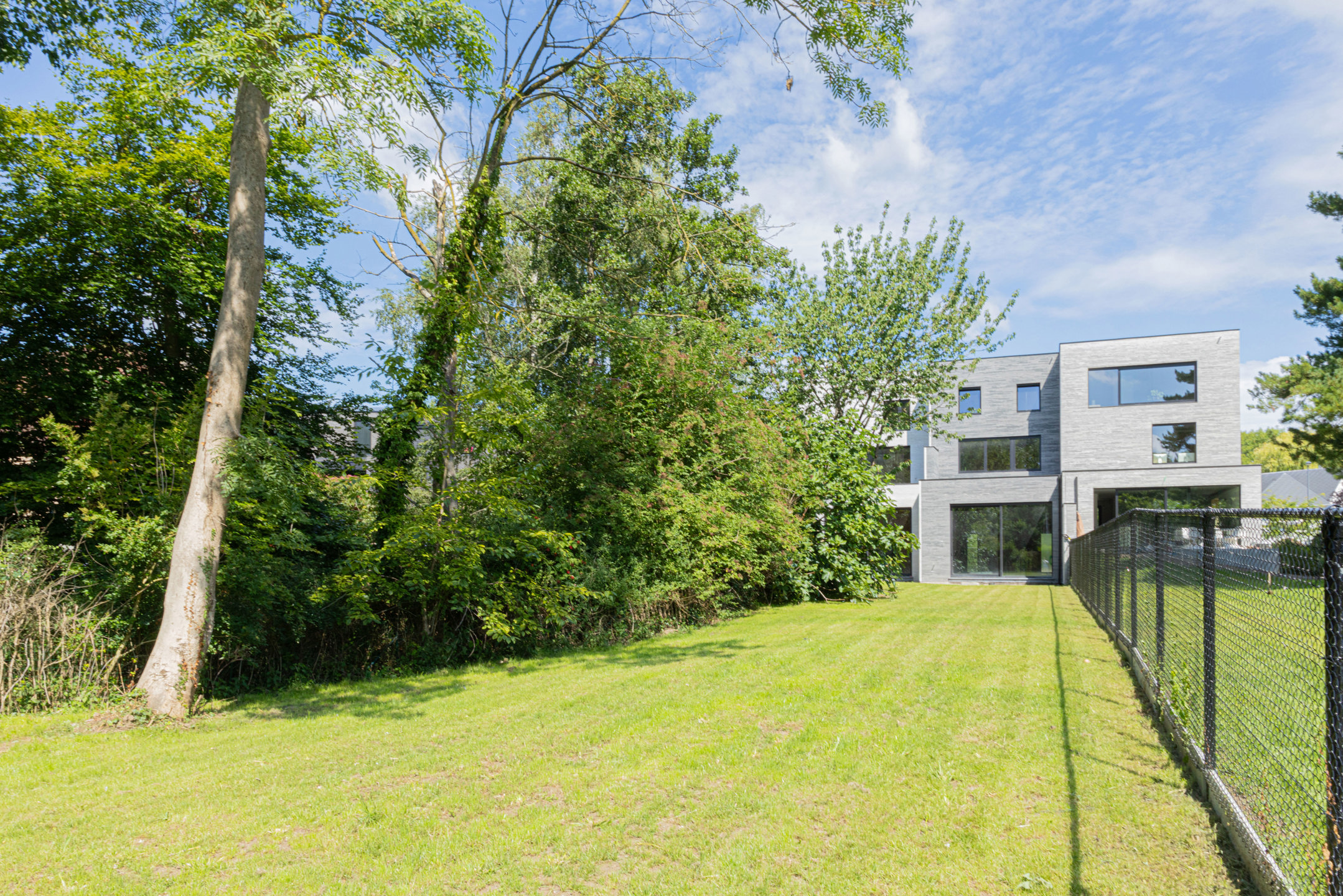 Energiezuinige nieuwbouwwoning met ruime tuin nabij Sint-Pieters - foto 1