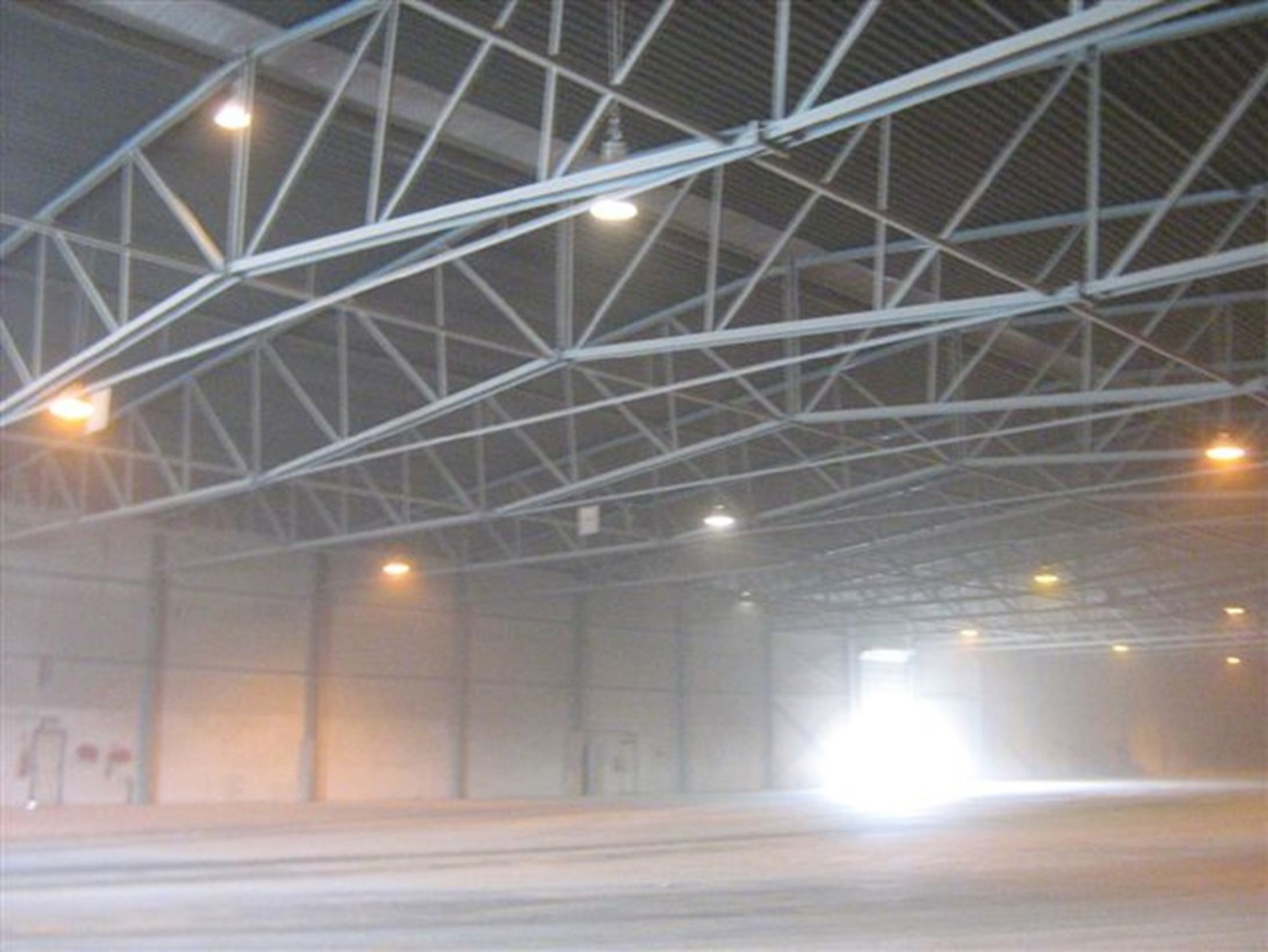 Commercial à louer à Anvers - photo 3